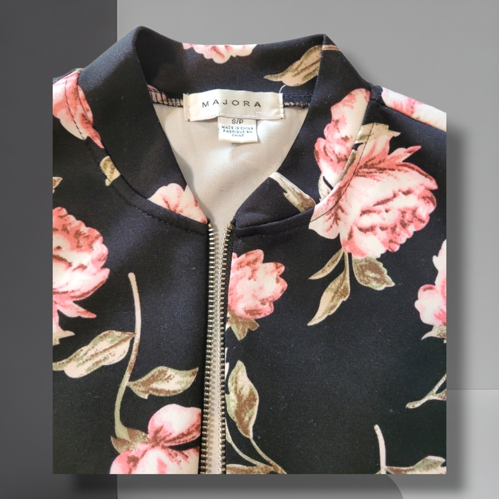 ***25% off 2 or more items*** - Picture 4 of 6